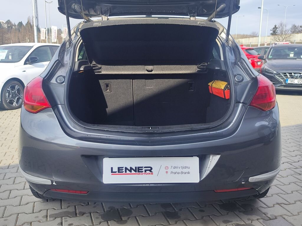 Opel Astra Hatchback 1,4 l 74 kw