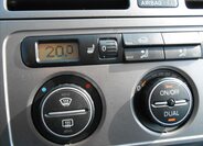 Volkswagen Touran Kombi 2,0 l 103 kw