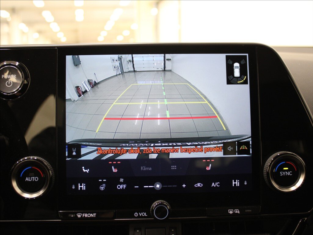 Lexus NX 350h SUV / Terénní 2,5 l 179 kw