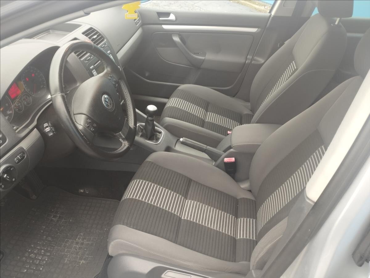 Volkswagen Golf Hatchback 1,6 l 75 kw