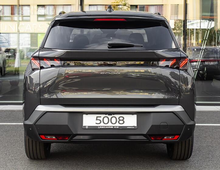 Peugeot 5008 6