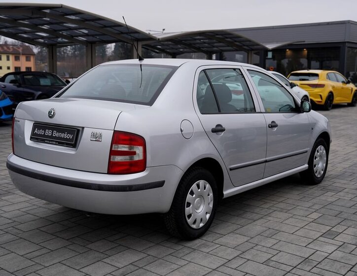 Škoda Fabia Sedan 1,2 l 47 kw