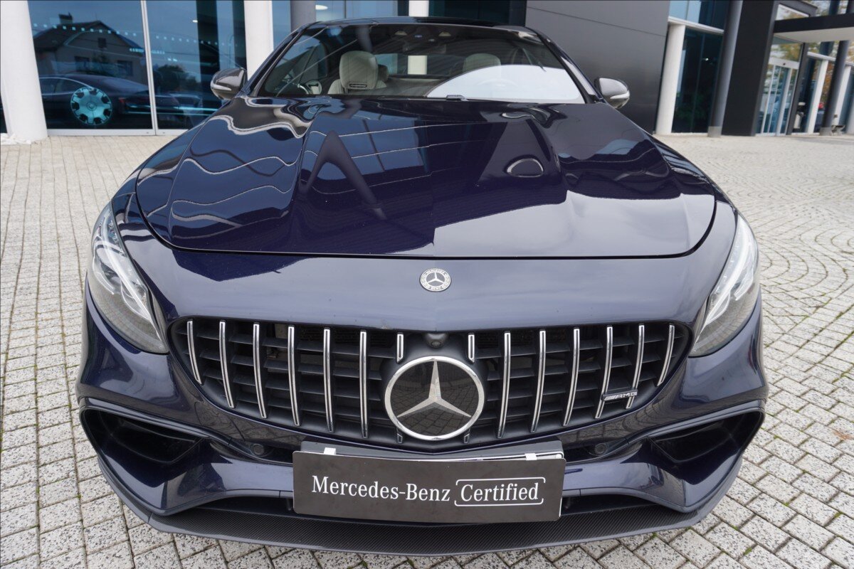 Mercedes-Benz Třídy S Kupé 4,0 l 450 kw