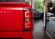 Chevrolet Silverado 18