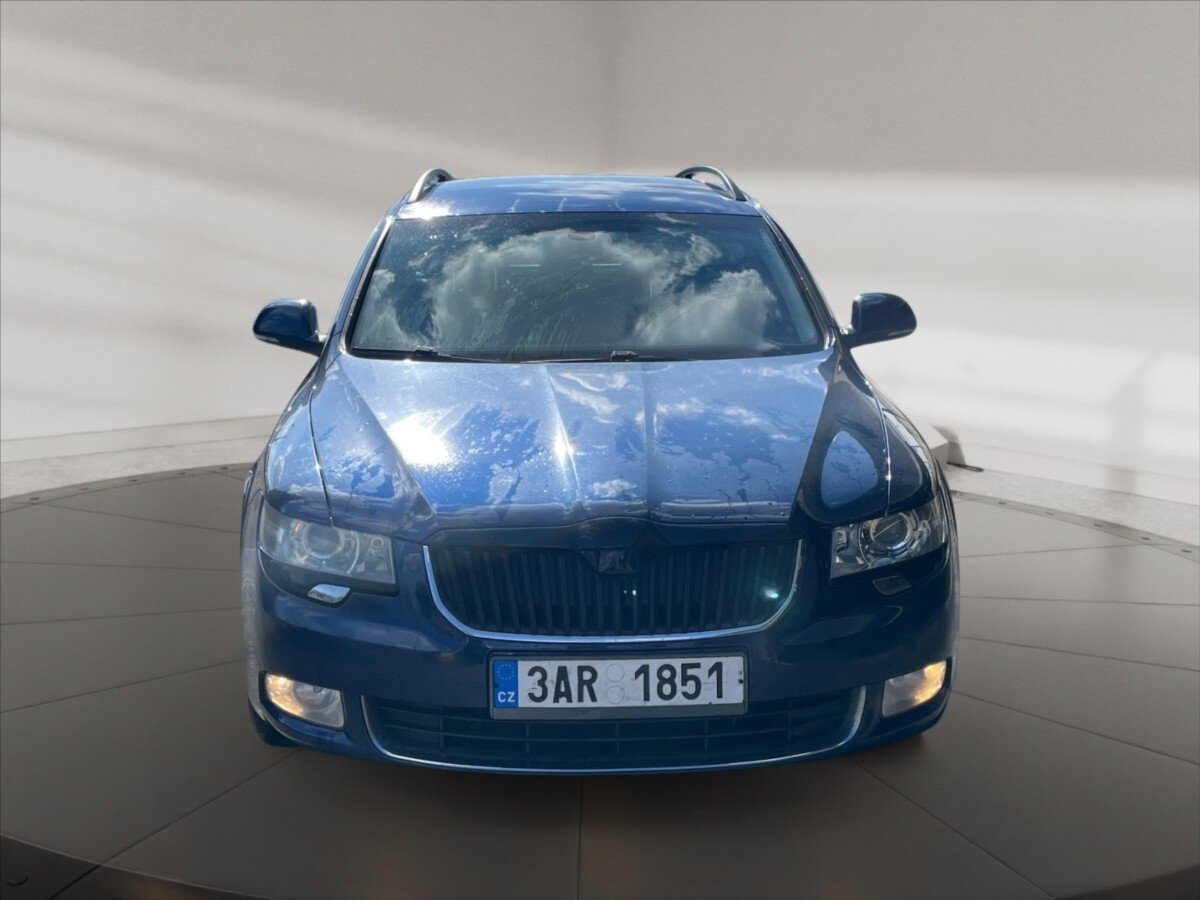 Škoda Superb Kombi 2,0 l 103 kw