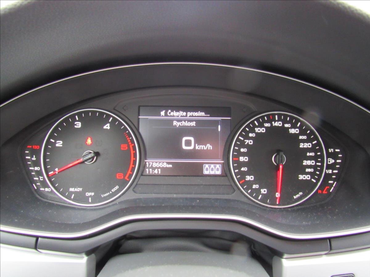 Audi A4 Sedan / Limuzína 2,0 l 110 kw