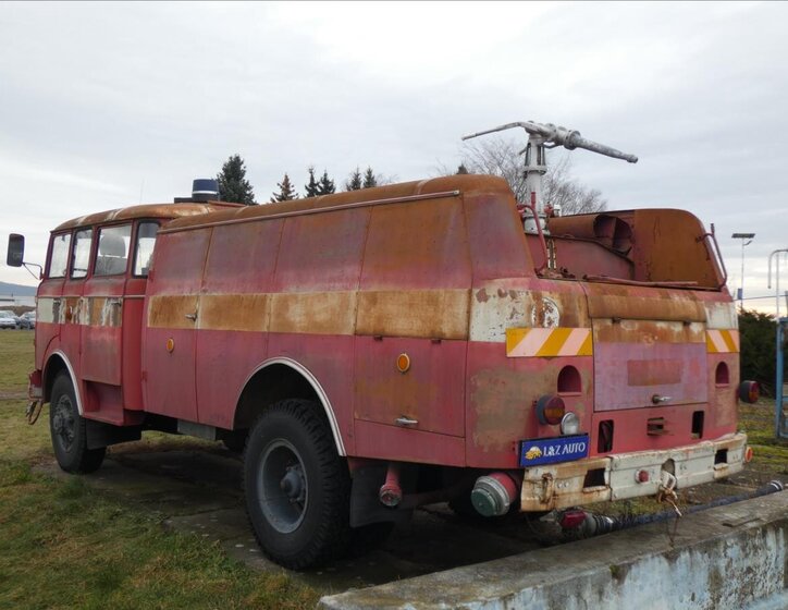 Ostatní Ostatní Ostatní 11,8 l 117 kw