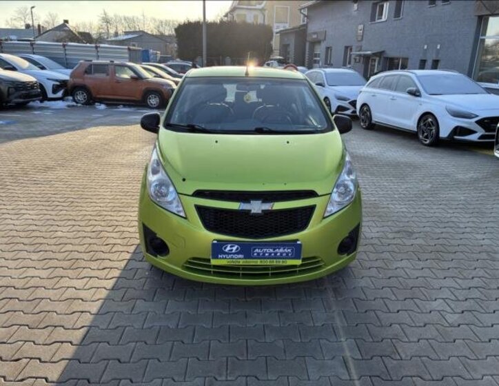 Chevrolet Spark Hatchback 995,0 50 kw