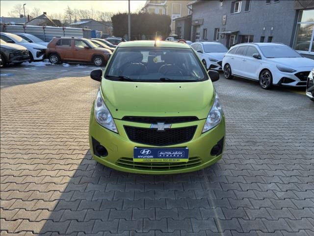 Chevrolet Spark Hatchback 995,0 50 kw