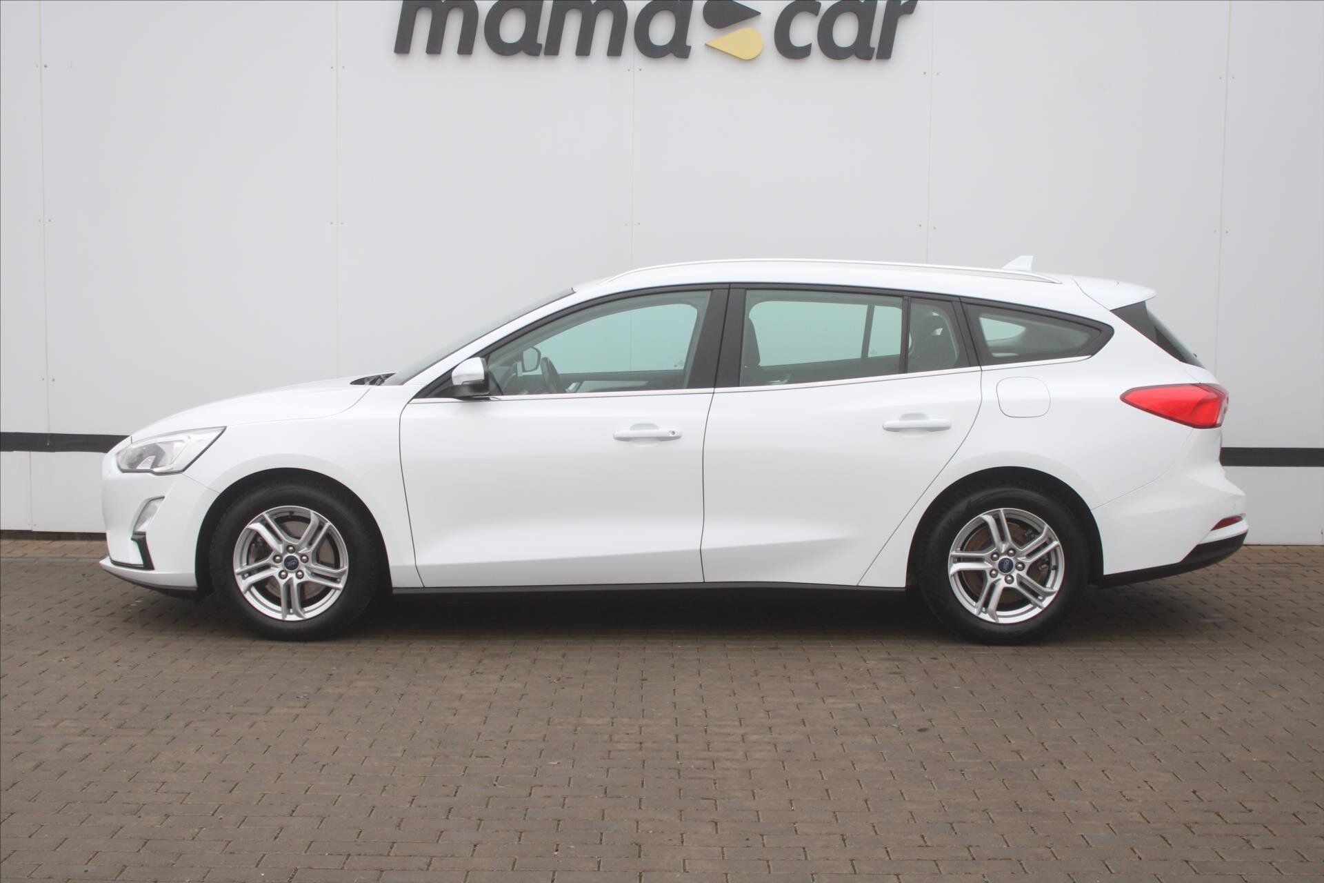 Ford Focus Kombi 999,0 74 kw