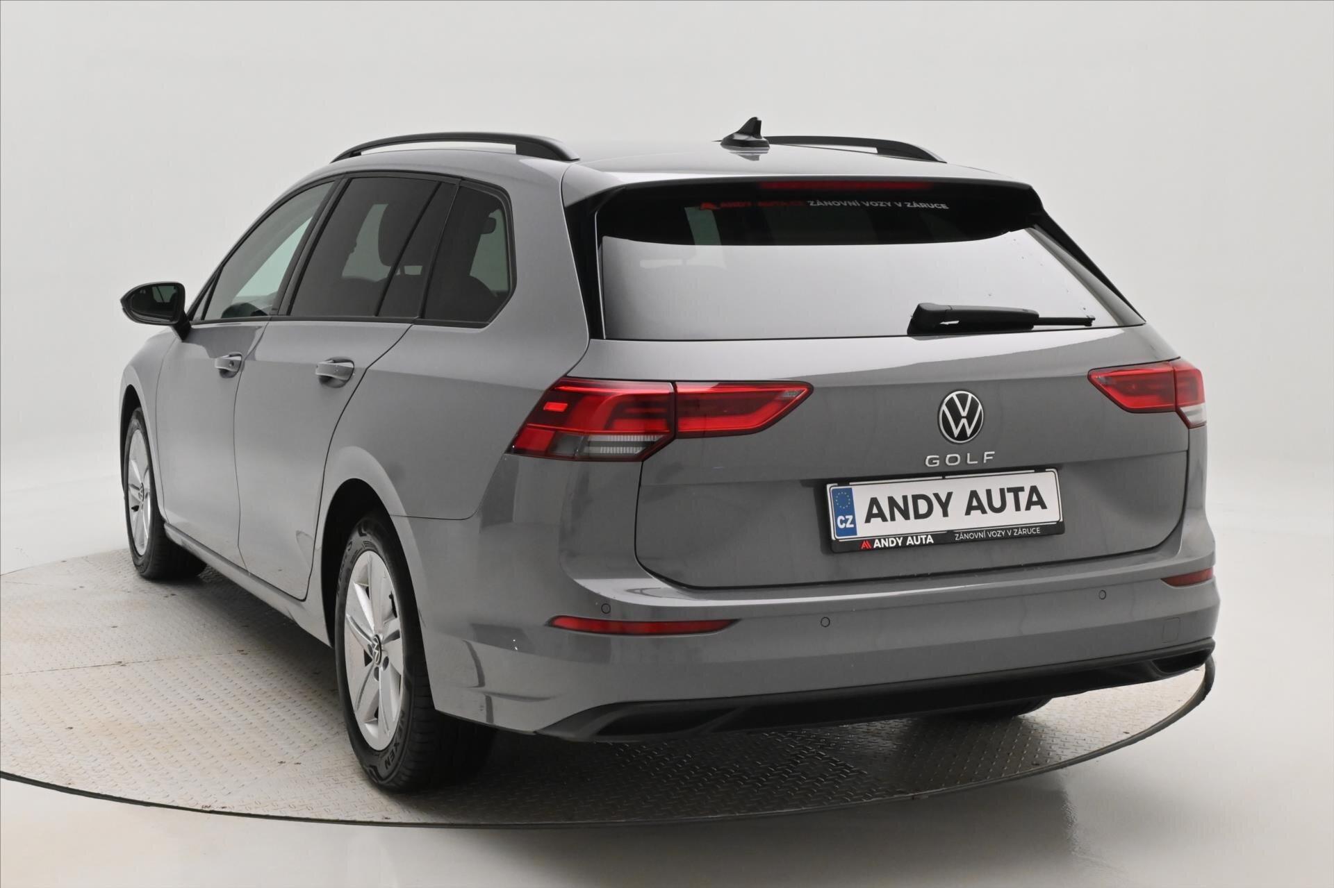 Volkswagen Golf Kombi 2,0 l 110 kw