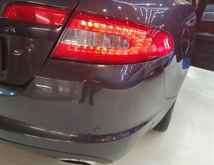 Jaguar XF Sedan / Limuzína 3,0 l 202 kw