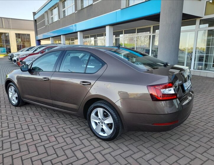 Škoda Octavia Liftback 999,0 85 kw