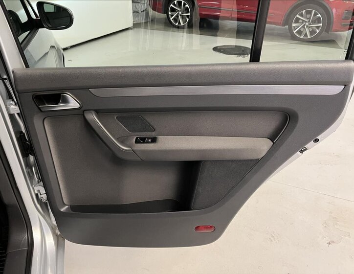 Volkswagen Touran 23