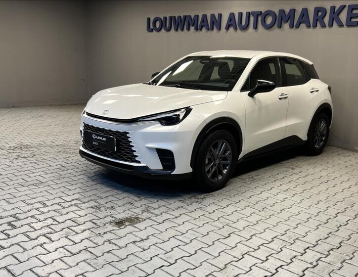 Lexus LBX SUV 1,5 l 100 kw