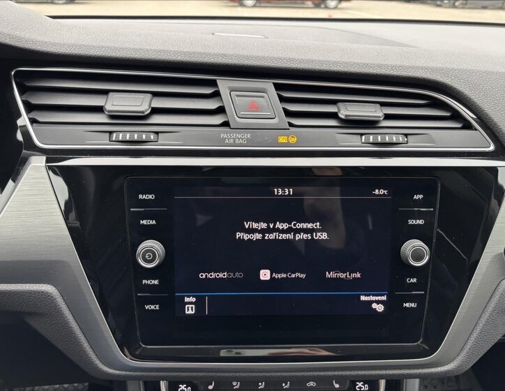 Volkswagen Touran MPV 1,5 l 110 kw