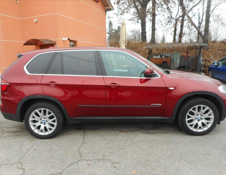 BMW X5 SUV / Terénní 3,0 l 180 kw
