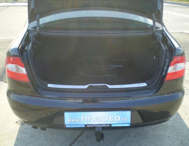 Škoda Superb Sedan 1,6 l 77 kw