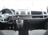 Volkswagen Caravelle 24