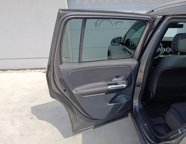 Mercedes-Benz GLB SUV / Terénní 1,3 l 120 kw