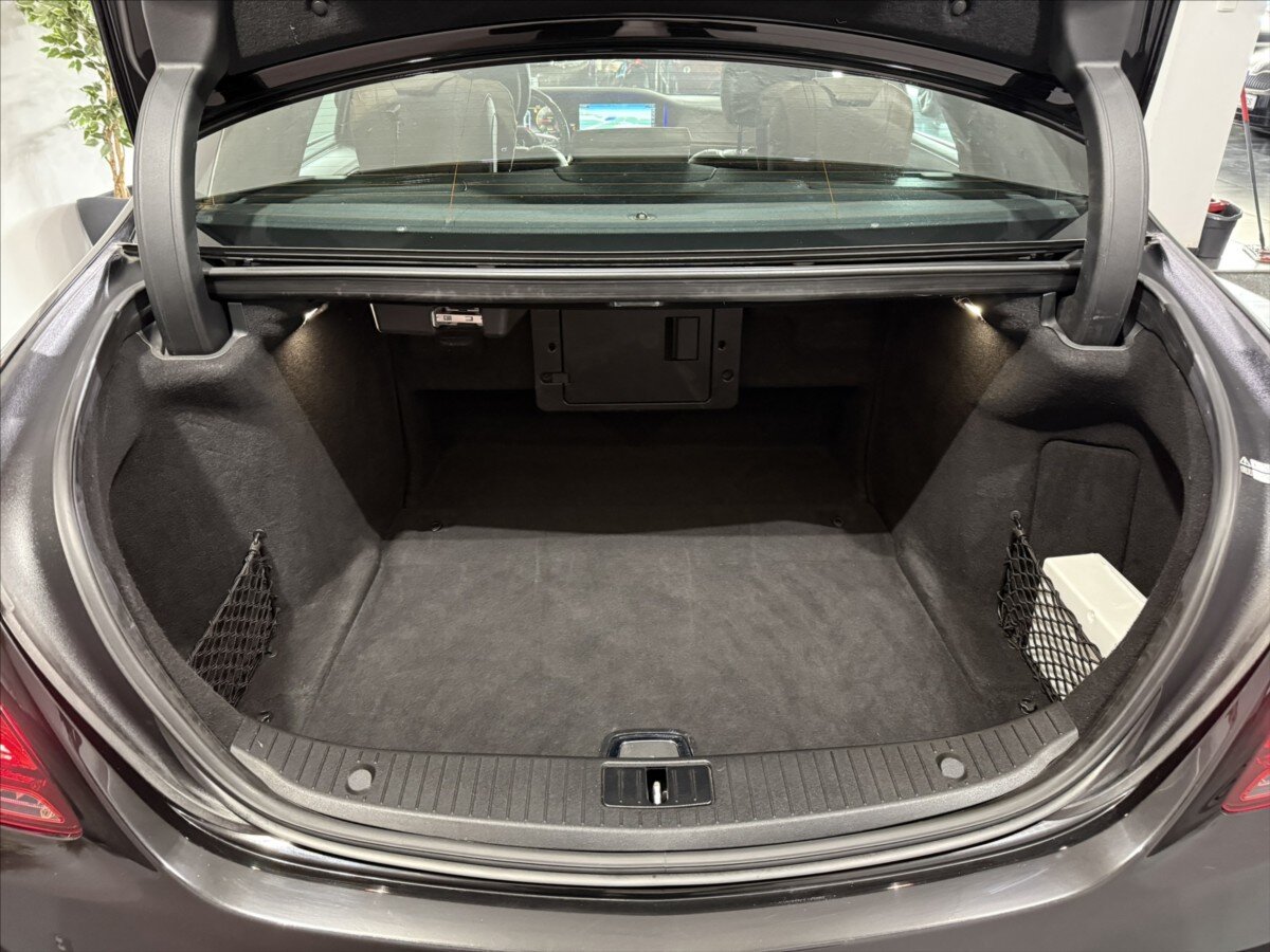 Mercedes-Benz Třídy S Sedan / Limuzína 2,9 l 250 kw
