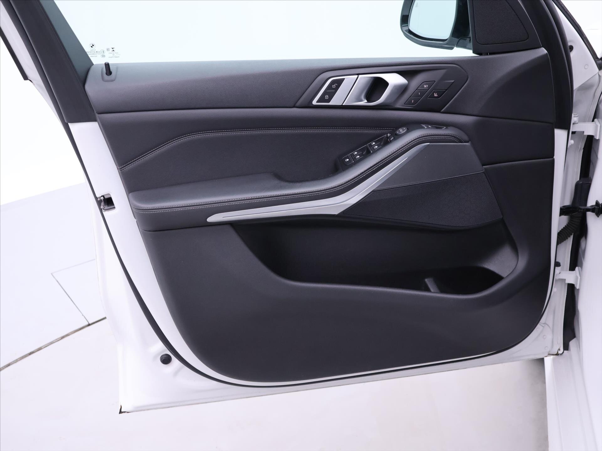 BMW X5 SUV / Terénní 3,0 l 195 kw