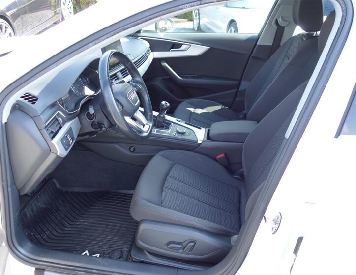 Audi A4 Sedan / Limuzína 2,0 l 110 kw