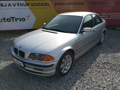 BMW Řada 3 Sedan / Limuzína 2,0 l 100 kw