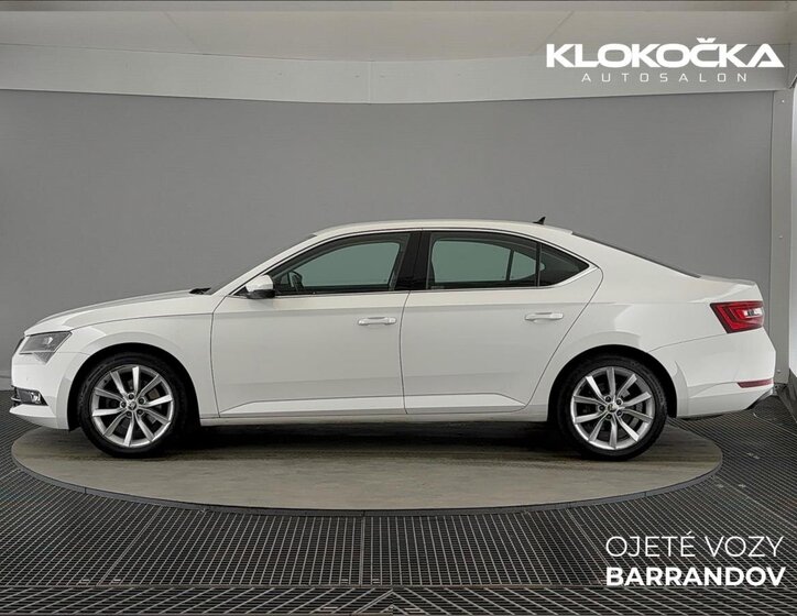Škoda Superb Liftback 1,4 l 110 kw