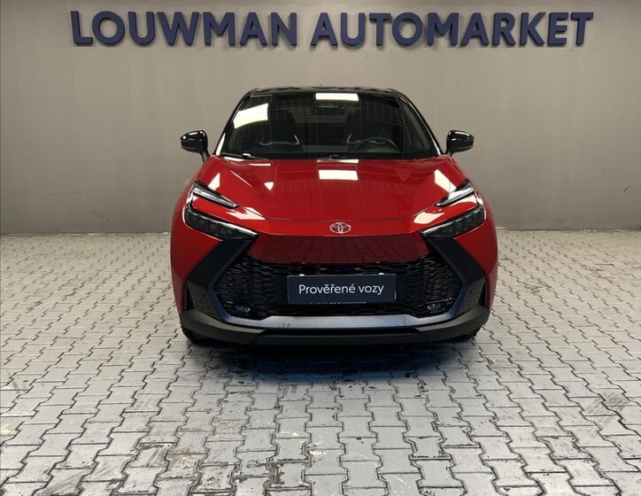 Toyota C-HR 4