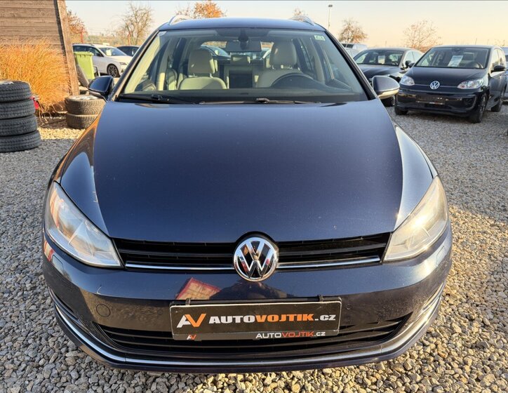 Volkswagen Golf Kombi 1,2 l 77 kw