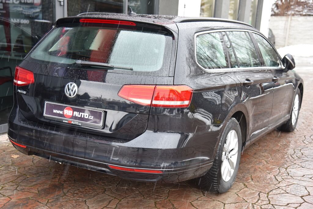 Volkswagen Passat Kombi 2,0 l 110 kw