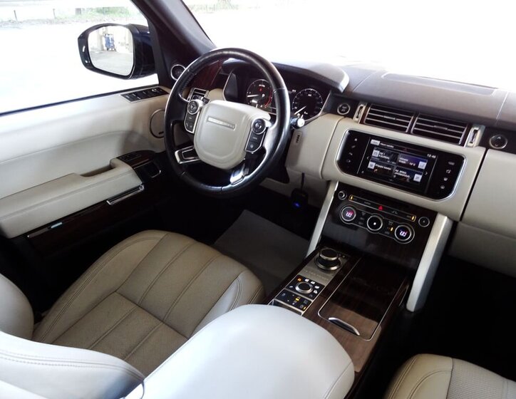 Land Rover Range Rover 21