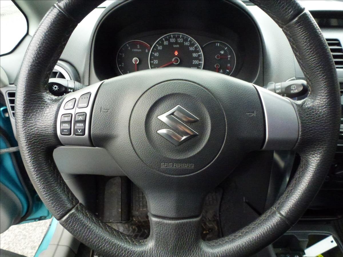 Suzuki SX4 Hatchback 1,9 l 88 kw