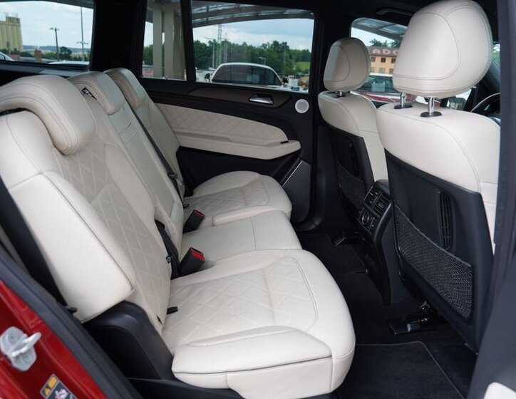 Mercedes-Benz GLS 37