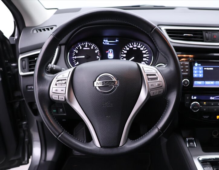 Nissan Qashqai SUV 1,2 l 85 kw