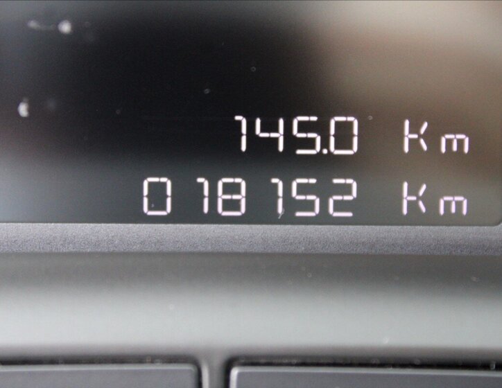 Opel Crossland SUV / Terénní 1,2 l 96 kw