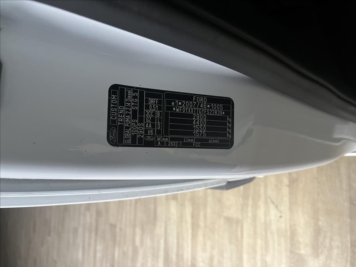 Ford Transit Custom Skříň 2,2 l 74 kw