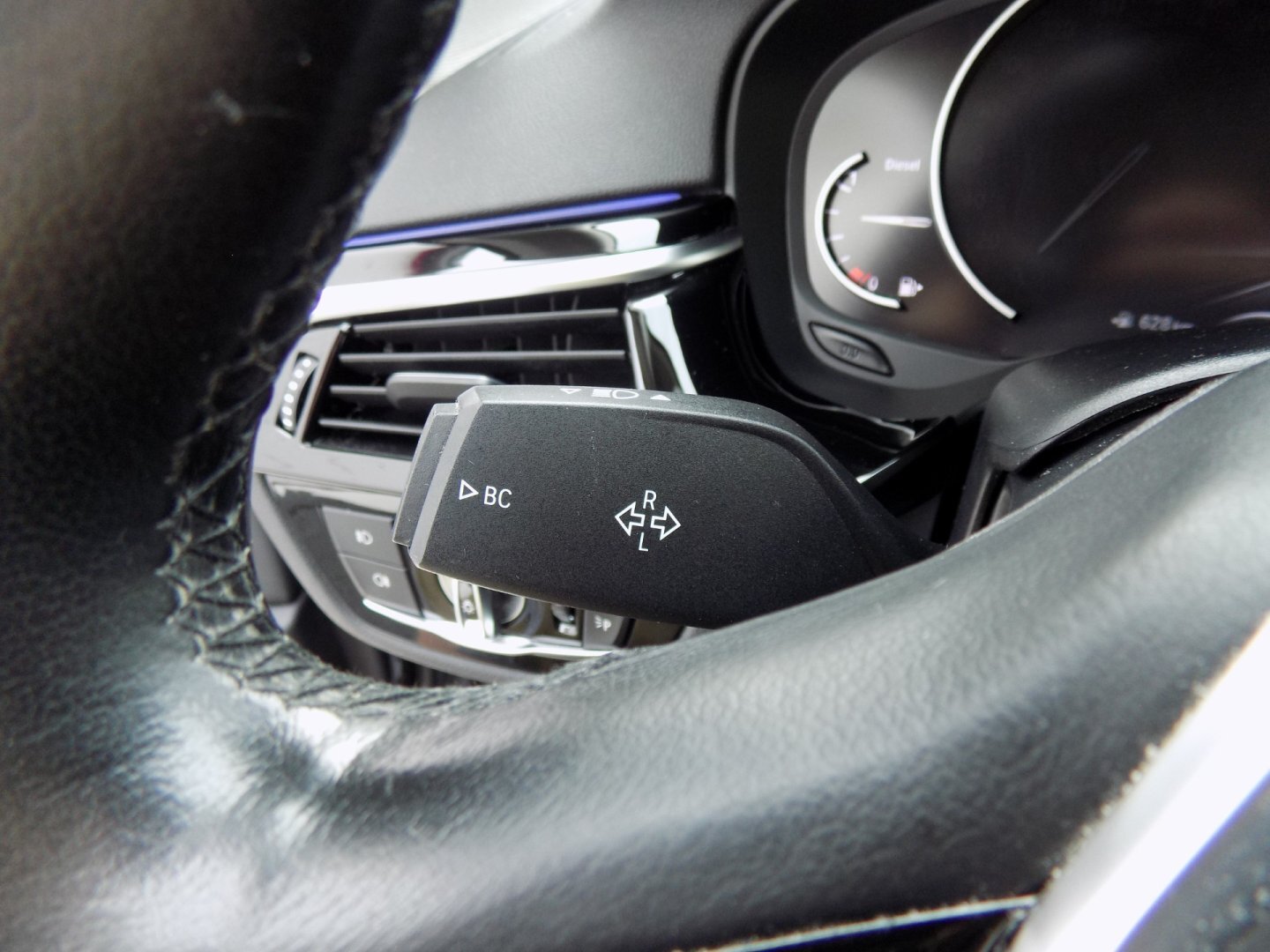 BMW Řada 5 Kombi 3,0 l 195 kw