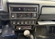Lada Niva SUV / Terénní 1,7 l 60 kw