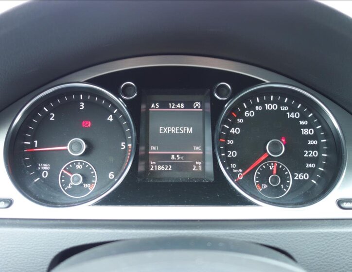 Volkswagen Passat 33