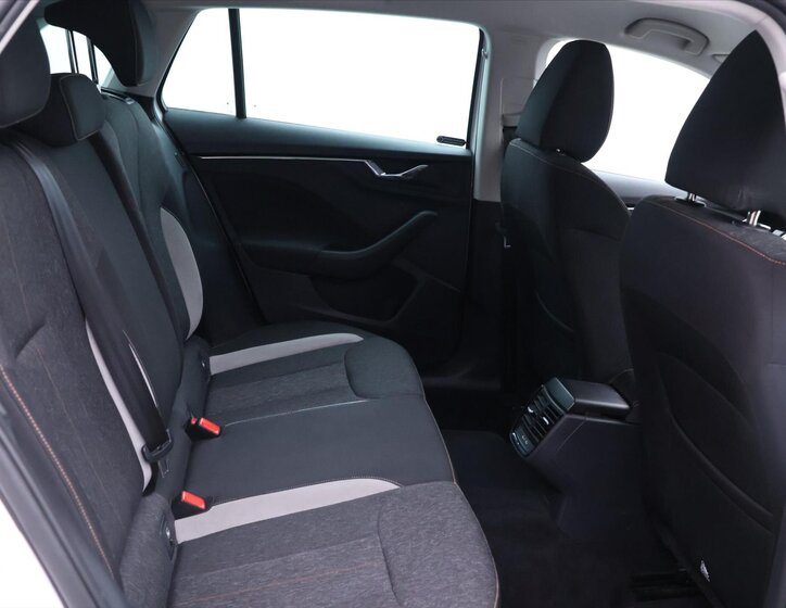 Škoda Scala Hatchback 999,0 81 kw