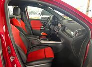 Mercedes-Benz GLA 13