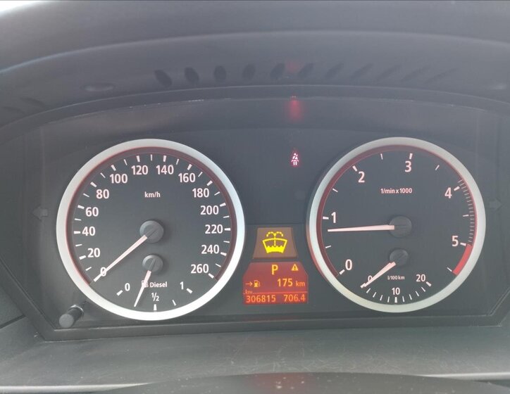 BMW Řada 5 Kombi 3,0 l 170 kw