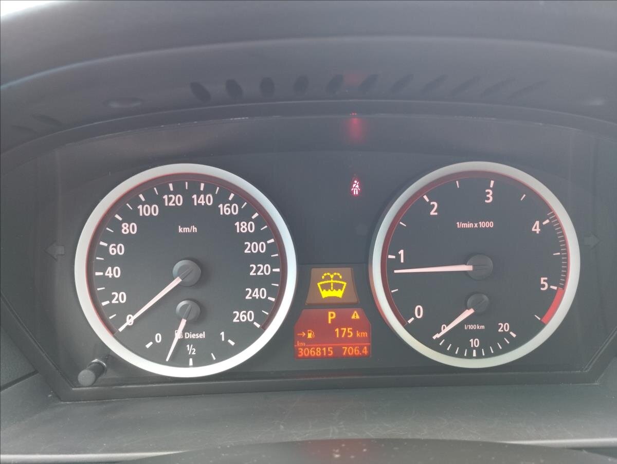 BMW Řada 5 Kombi 3,0 l 170 kw