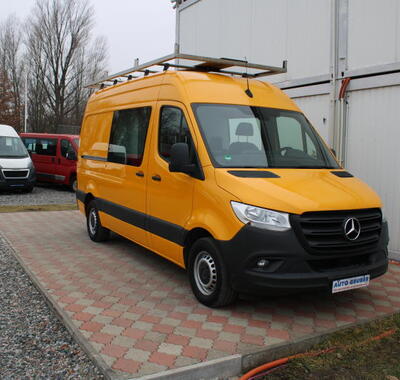 Mercedes-Benz Sprinter 2