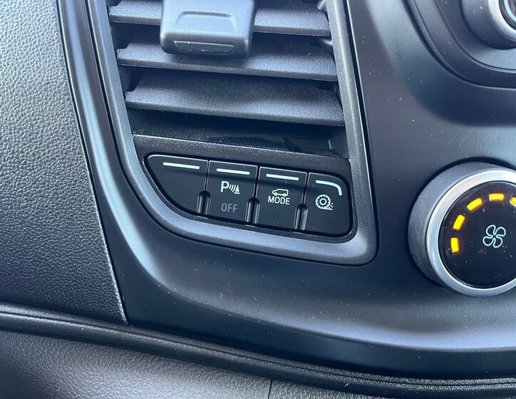 Ford Transit Skříň 2,0 l 96 kw