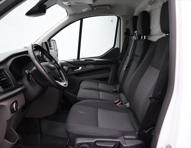 Ford Transit Custom Skříň 2,0 l 77 kw