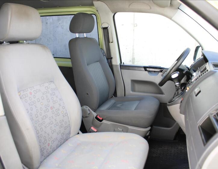 Volkswagen Transporter 21