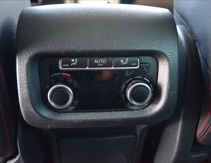 Seat Alhambra Kombi 2,0 l 135 kw